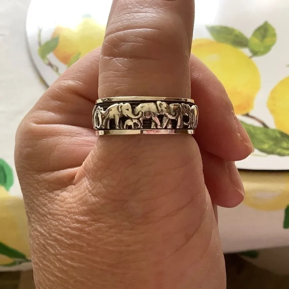 NWOT STERLING SILVER 925 UNISEX EMBOSSED ELEPHANT SPINNER RING SIZE US 10.5​